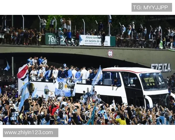 足球场上的传奇巨星们他们的辉煌成就与不凡技艺展现了什么样的魅力 足球场上的传奇巨星们他们的辉煌成就与不凡技艺展现了什么样的魅力