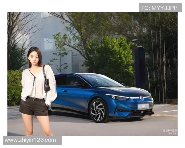 足球明星携手时尚界打造独特服装品牌引领潮流新风尚